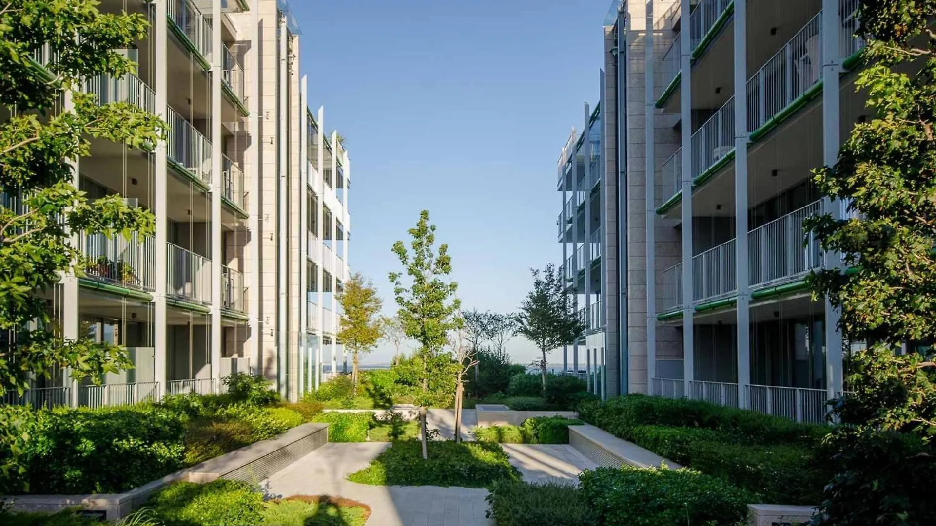 Lisbon Riverside Rooftop Apartment Portugal
